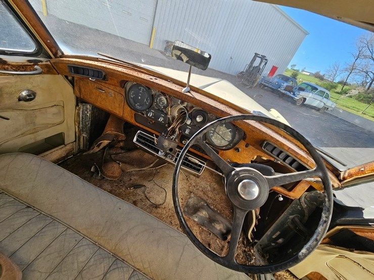 #35-•-rolls-royce-silver-cloud-sedan-image-33