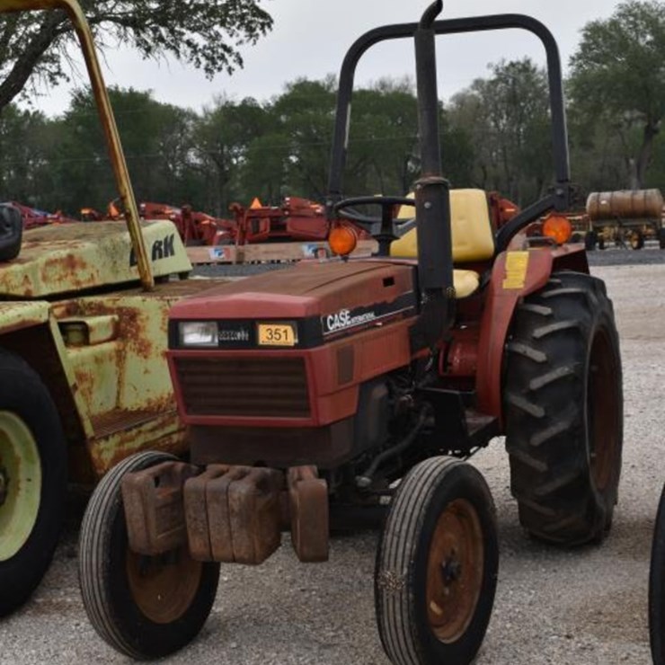 CASE IH 255