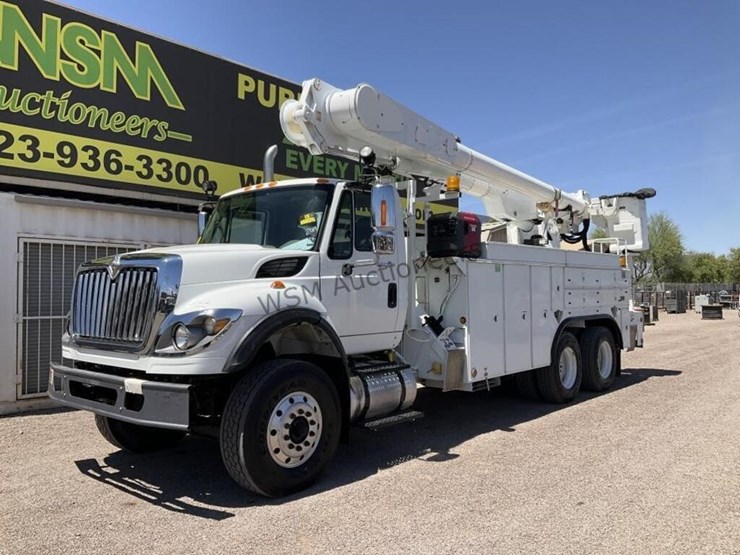 2009-international-workstar-7600-image-2