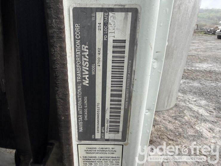 international-4700-image-31