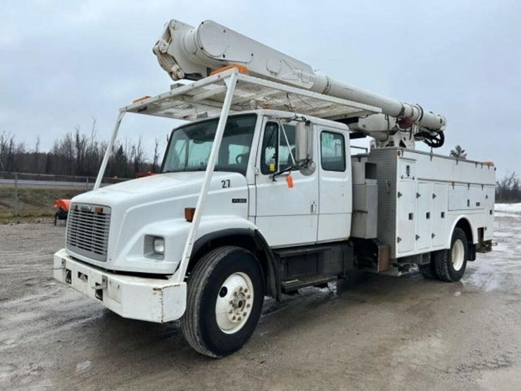 2004-freightliner-fl80-image-1