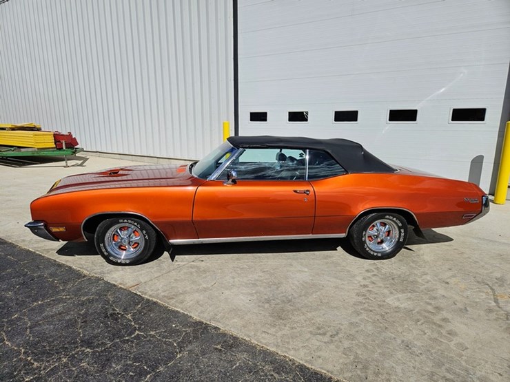 #40-•-1972-buick-skylark-custom-convertible-image-2