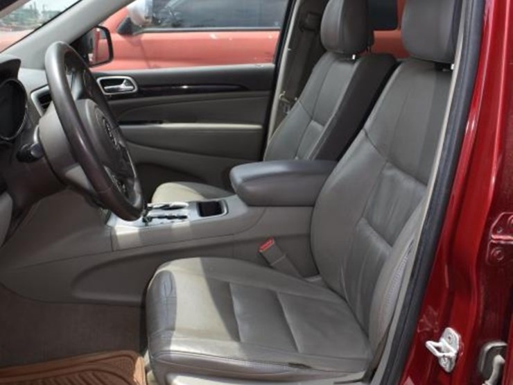 2012-jeep-grand-cherokee-image-5