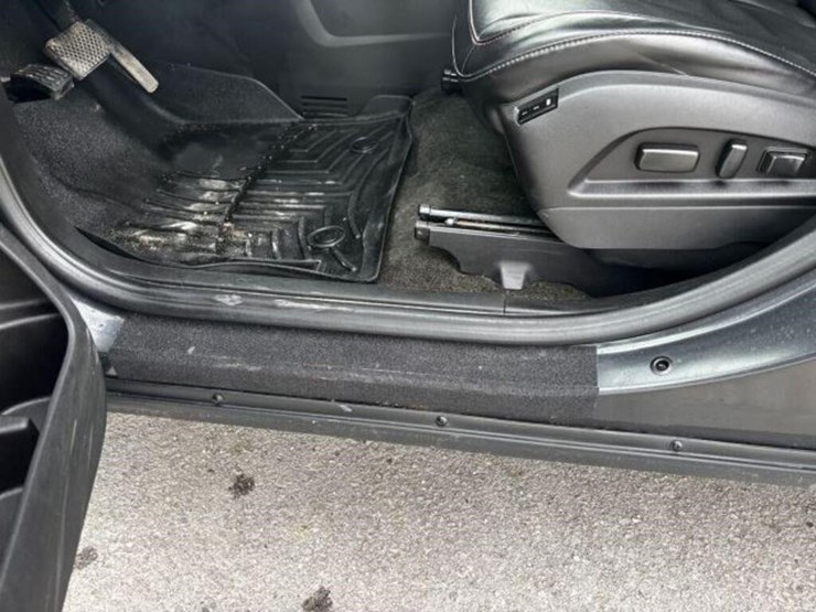 2017-chevrolet-equinox-image-18