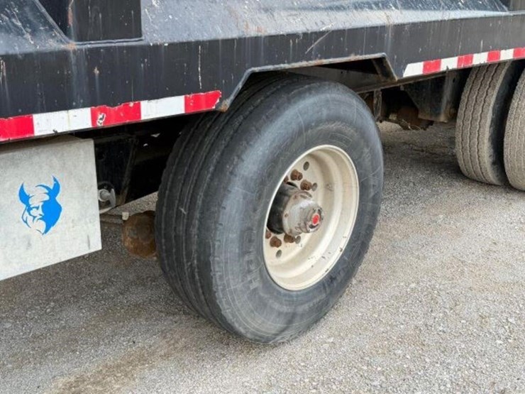 2021-deloupe-53-ft-quad/a-walking-floor-trailer-2d-image-18