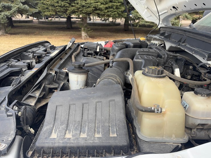 2014-ford-f250-xl-image-12