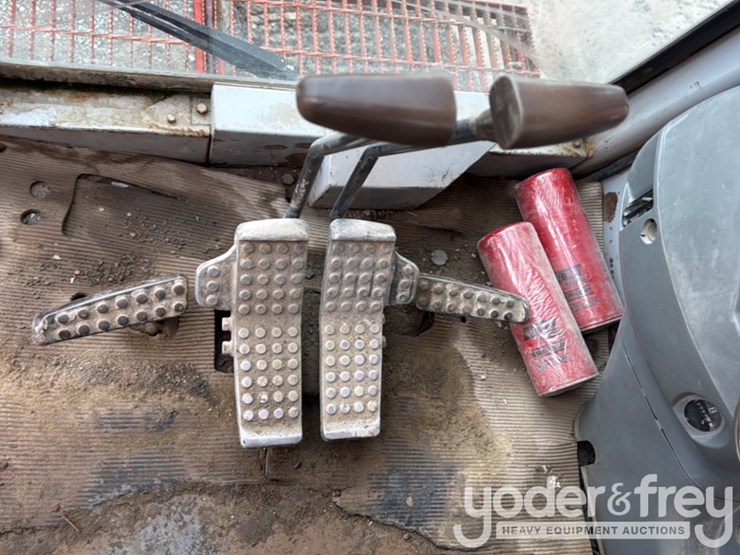 1996-hitachi-ex1100-3-image-42