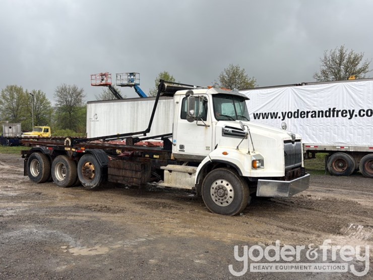 2015-western-star-4700sb-image-6