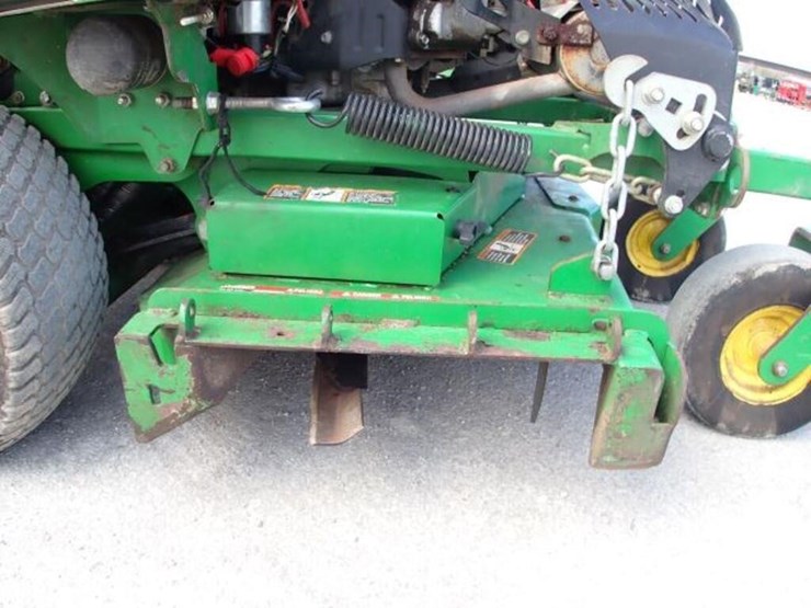 john-deere-636m-image-23