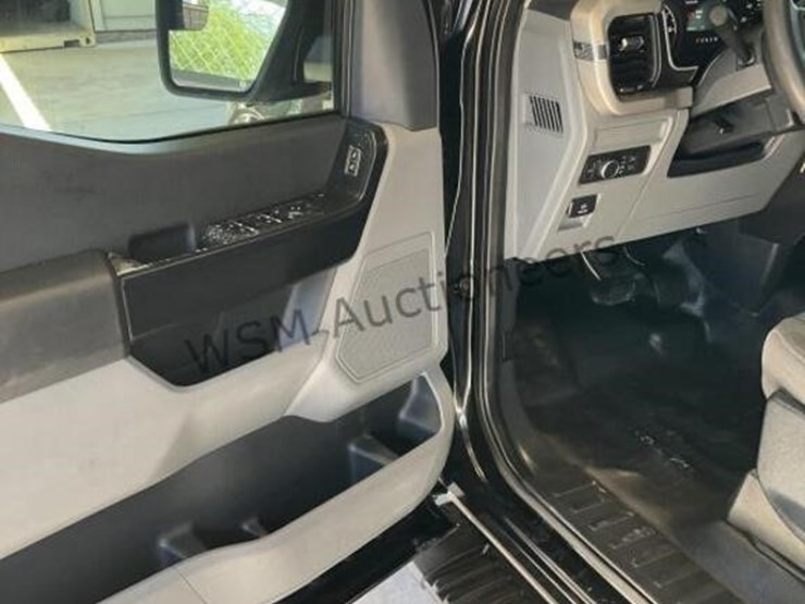 2021-ford-f150-image-22