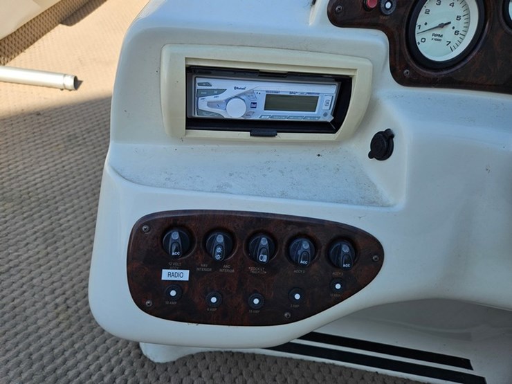 #21-•-bennington-2075rl-20'-pontoon-boat-image-22