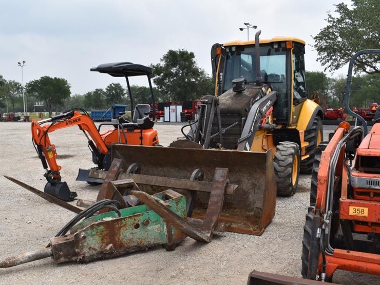 volvo-bl70b-image-1
