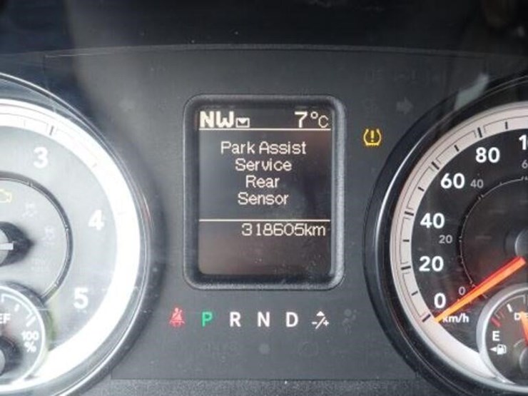 2014-ram-2500-hd-image-12