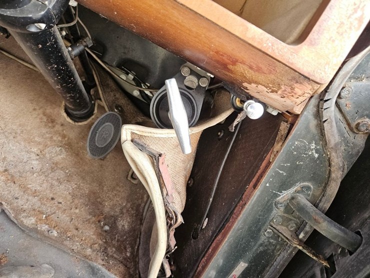 #35-•-rolls-royce-silver-cloud-sedan-image-24