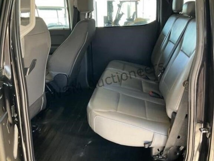 2021-ford-f150-image-23