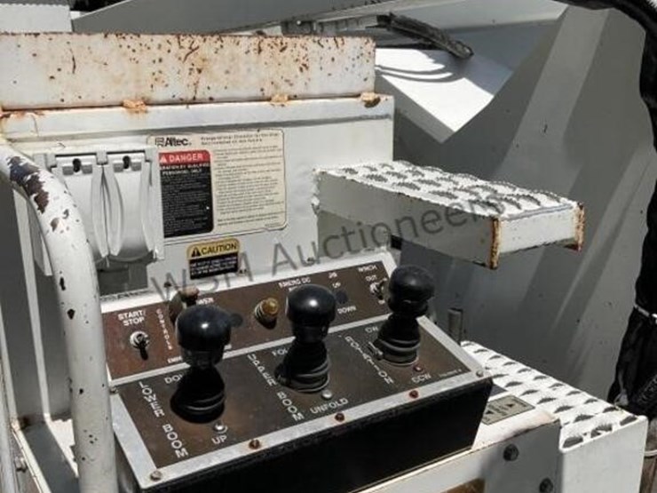 2009-international-workstar-7600-image-13