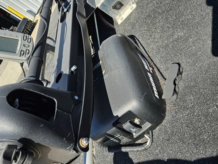 #22-•-clark-19'-flat-bottom-fishing-boat-image-36