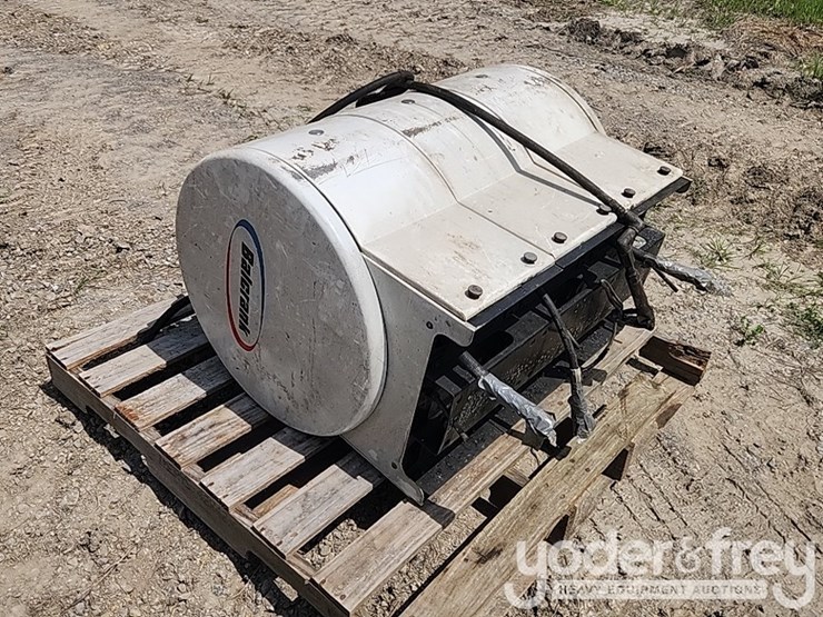 belcrank-3-hose-reel-w/-oil-and-grease-guns-image-4