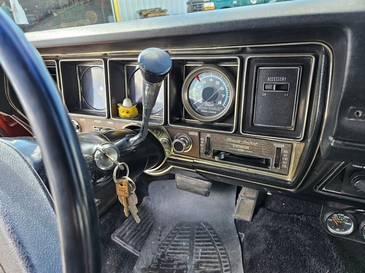 #40-•-1972-buick-skylark-custom-convertible-image-34