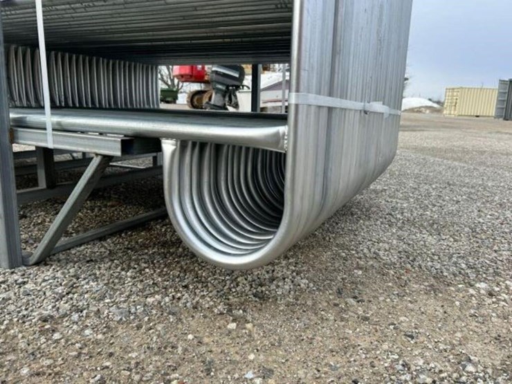 qty-of-(56)-10-ft-powder-coated-corral-panel-image-9