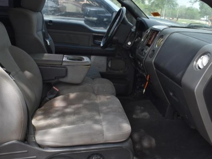 2004-ford-f150-image-8