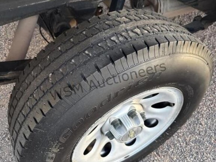 2013-chevrolet-silverado-1500-image-9