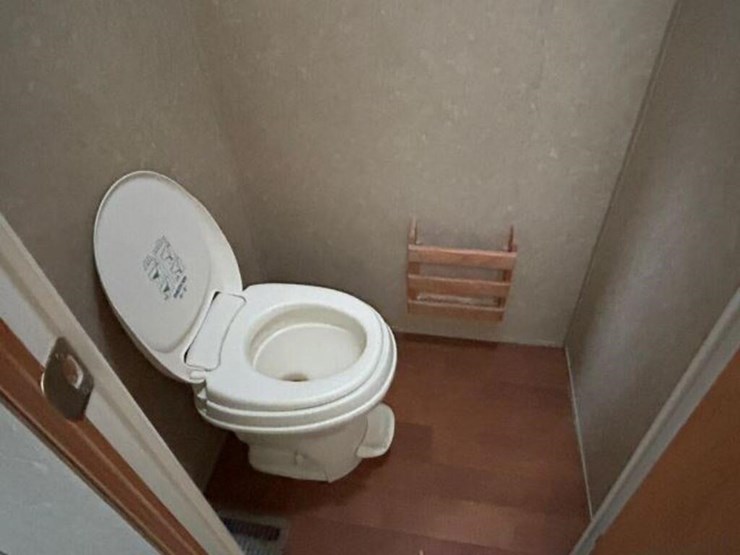 2010-gulf-stream-innsbruck-supreme-lodge-40tbs-t/a-image-71