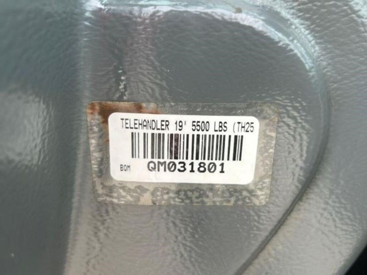 2012-caterpillar-th255-image-11