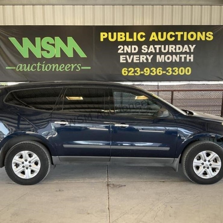 2012 CHEVROLET TRAVERSE LS