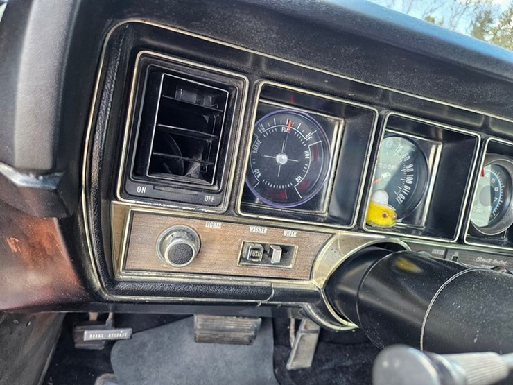 #40-•-1972-buick-skylark-custom-convertible-image-31