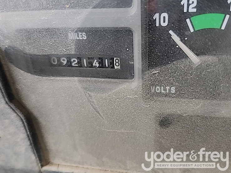 1989-international-7100-image-25