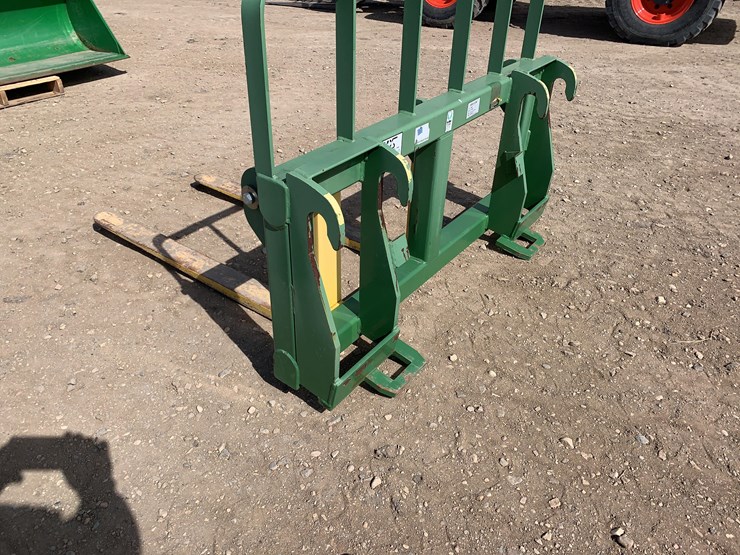 mds-john-deere-pallet-forks-image-7