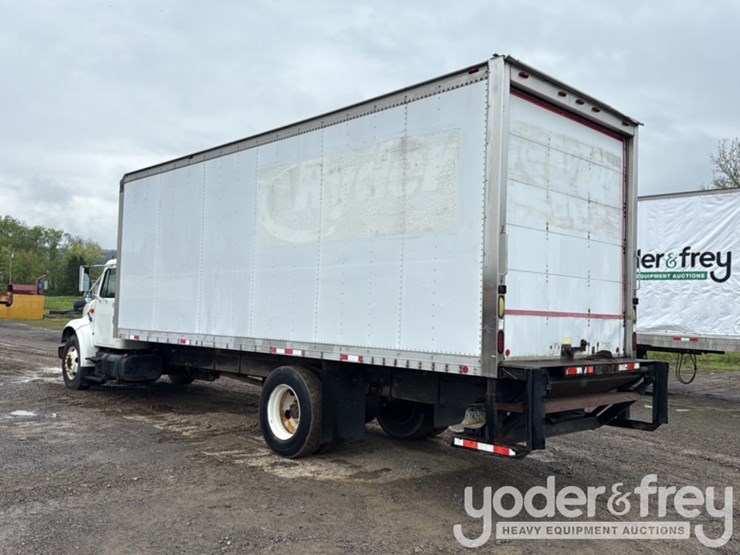 international-4700-image-3