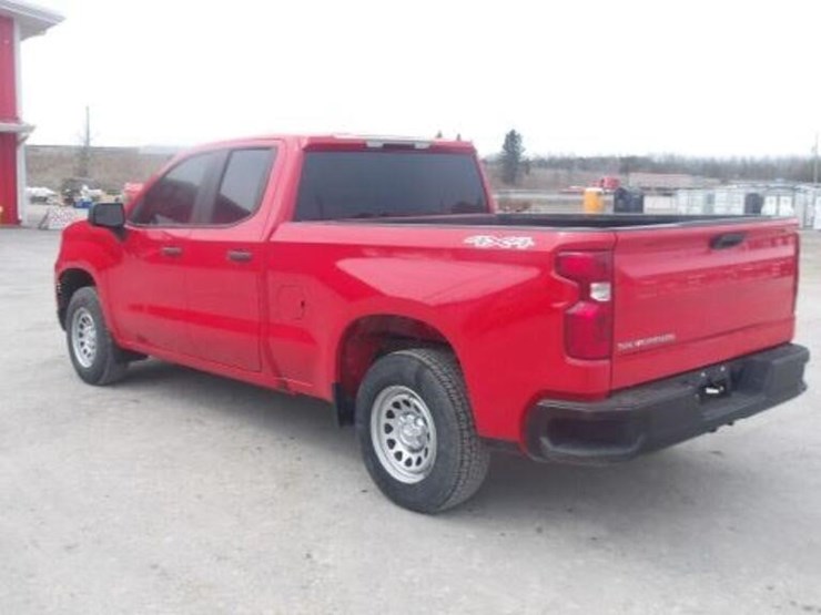 2023-chevrolet-1500-image-7