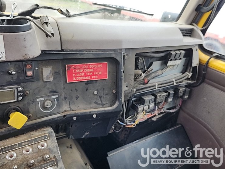 1998-international-4800-image-28