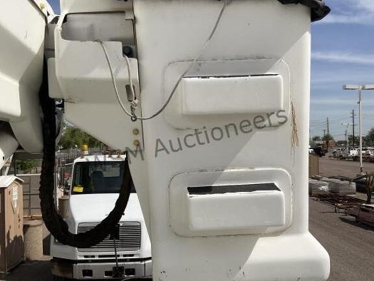 2008-international-7400-image-14