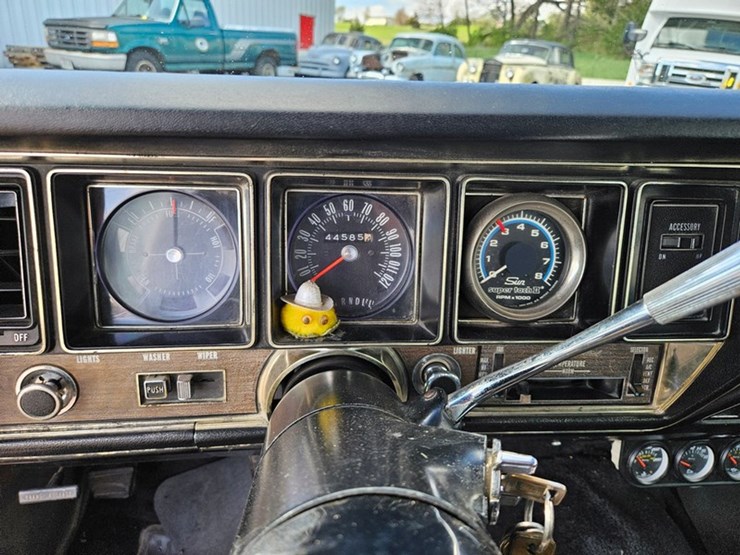 #40-•-1972-buick-skylark-custom-convertible-image-32