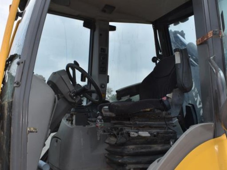volvo-bl70b-image-9