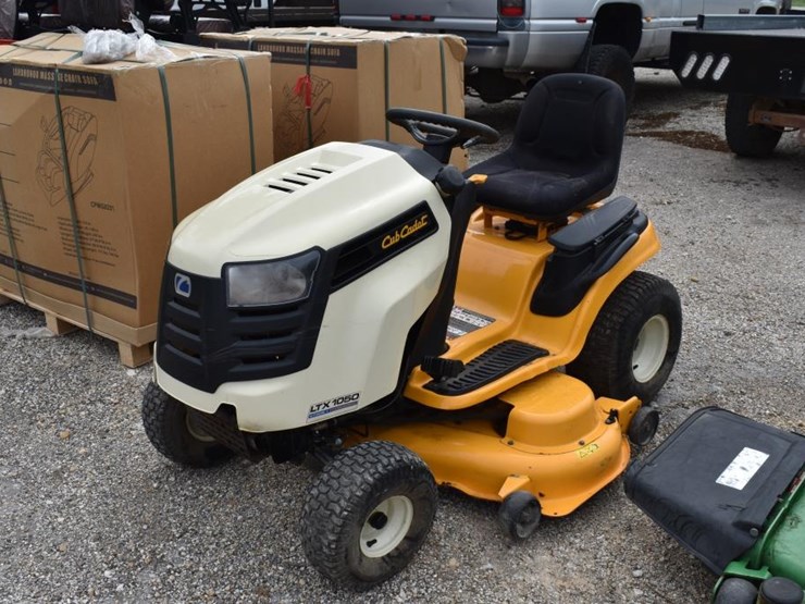 cub-cadet-1050-image-2