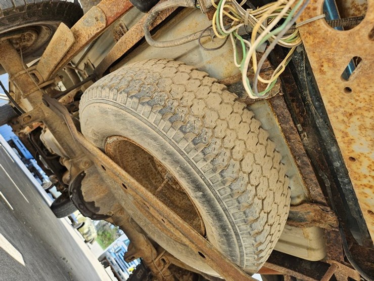 1996-ford-f150-image-17