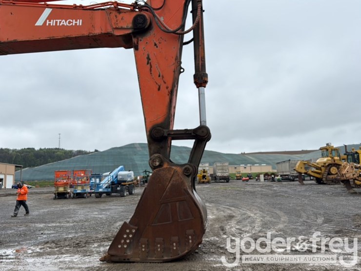 1996-hitachi-ex1100-3-image-17