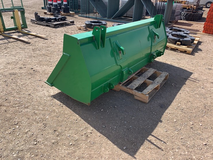 john-deere-7-ft.-bucket-image-6