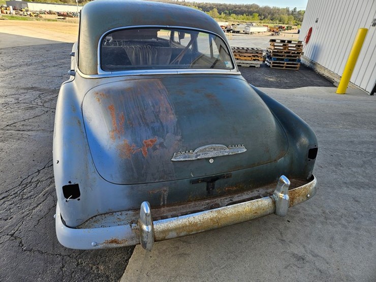 #33-•-1952-chevrolet-styleline-deluxe-sedan-image-18