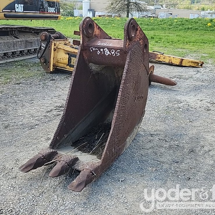 ESCO 24" Bucket, 3 1/2" Pin