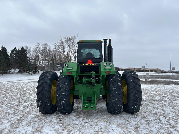 1989-john-deere-8560-image-3