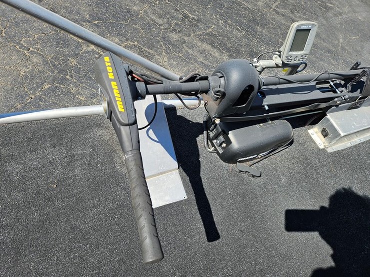 #22-•-clark-19'-flat-bottom-fishing-boat-image-35