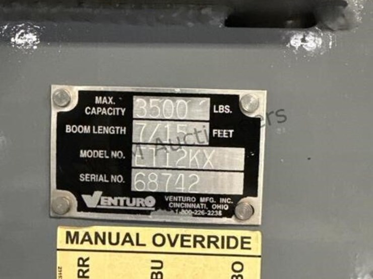 2012-chevrolet-silverado-3500-image-12