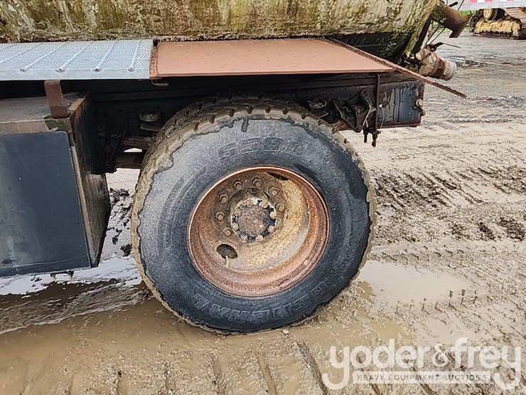 1989-international-7100-image-12