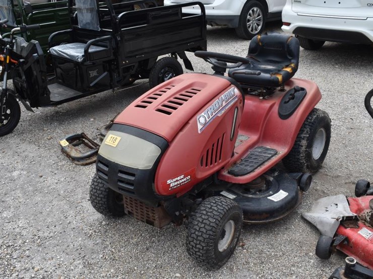 troy-bilt-super-bronco-image-2