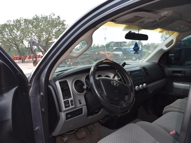 2007-toyota-tundra-image-6